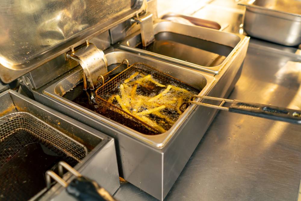 When Is The Right Time For Grease Trap Emptying In Restaurants?